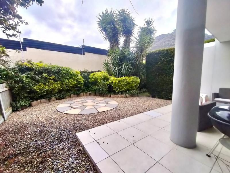 To Let 3 Bedroom Property for Rent in Hout Bay Western Cape